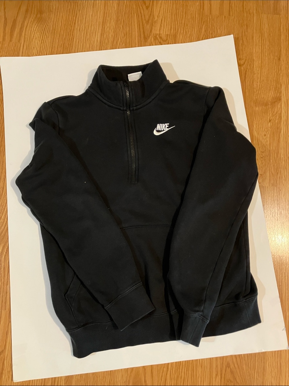 Nike women’s XS Black 1/4 Zip Kangaroo Pocket Long-sleeve Sweatshirt w/Nike Logo